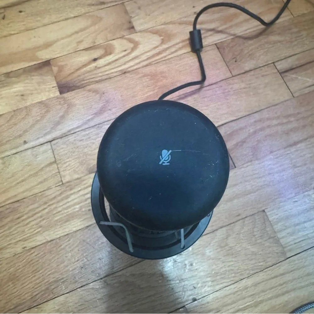 HyperX QuadCast S - USB Microphone - RGB Lighting (First Generation)